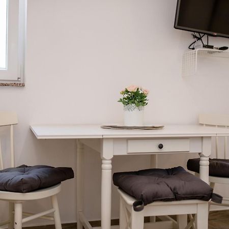 Apartments Makaus Supetarska Draga Zewnętrze zdjęcie
